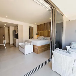 Apartamento En Con Acceso Directo Al Mar En, Cartagena